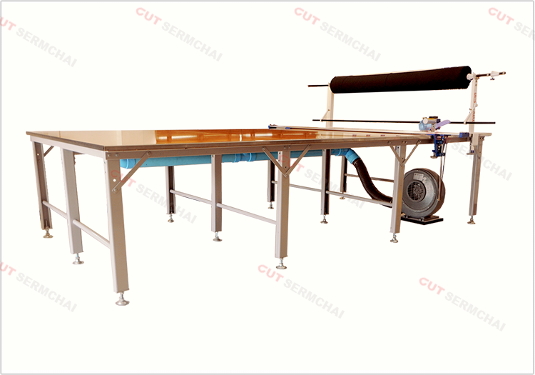 โต๊ะตัดผ้า