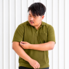 เสื้อโปโลพลัสไซส์ "มีกระเป๋า" สีเขียวทหารบก