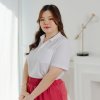 เสื้อโปโลพลัสไซส์ "มีกระเป๋า" สีขาว