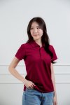 เสื้อโปโลหญิง "ทรงเว้าเอว" สีเลือดหมู