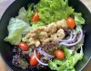 สลัดไก่กรอบ