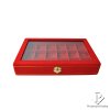 กล่องใส่พระ จัดเก็บพระ กล่องกำมะหยี่ใส่พระ แบบรอบกล่องมีคิ้วทอง ด้านบนฝากระจก สีแดง 1ชั้น