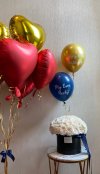 White English Roses Box XL With Balloon Set