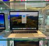 MacBook Pro Retina 15-inch. 2018 6-Core i7 2.2GHz. Ram 16GB SSD 256GB Space Gray