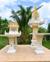 ศาลพระภูมิทรงไทย รุ่น M4 ศาลหงส์ สีขาวทอง พร้อมศาลเจ้าที่แฝดกลาง เสามังกร 2 ท่อน