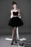 เดรสสั้นสีดำเกาะอกทรงบอลลูนตกแต่งคริสตัล