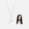 (พรี) aespa WEEK – NECKLACE + PHOTO CARD SET