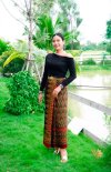 โฮลเปร๊าะห์ เสน่ห์ลายโบราณแห่งผ้าไหมสุรินทร์  Hol Proh: The Timeless Beauty of Surin Silk