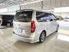 Hyundai H-1 2.5 Deluxe (ปี 2019) Wagon AT