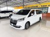 Toyota Majesty 2.8 Premium (Y 2021) Wagon AT