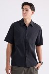 เสื้อเชิ้ตแขนสั้น Lightweight Pocket Shirt