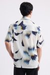 เสื้อเชิ้ตแขนสั้น Petal Strokes Print Shirt