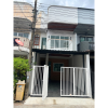 ขาย Town House 2 ชั้น ขนาด 2 ห้องนอน 2 ห้องน้ำ ถ.ประดิษฐ์มนูธรรม ใกล้ถนนใหญ่ พื้นที่ 17 ตรว. ใช้สอยได้ 100 ตรม. เพิ่งรีโนเวท พร้อมเข้ามาอยู่ได้เลย