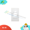 BL-42 กล่องเบรกเกอร์แบบฝัง(สีขาว)