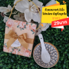 ถ้วยลายไทยขนาด4.5นิ้ว พร้อมช้อนเซรามิค ใส่กล่องหูหิ้ว ติดโบ ติดชื่อ