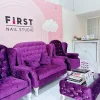 บรรยากาศภายในร้านทำเล็บ First Nail Studio