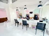 บรรยากาศภายในร้านทำเล็บ First Nail Studio โซนทำเล็บมือ