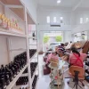 บรรยากาศภายในร้านทำเล็บ First Nail Studio ลูกค้าทำเล็บ สปาเท้า