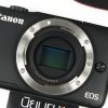 Canon EOS M10