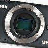 EOS M10