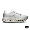 ON CLOUDSURFER MAX - WHITE | WHITE [WOMEN]