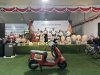 บรรยากาศในบูธนาวากาชาด งานอาบน้ำแร่เป็นไปอย่างคึกคัก เต็มไปด้วยเสียงหัวเราะและความสนุกสนาน จากพิธีกรของ วชช. ที่ช่วยสร้างสีสันตลอดงาน พร้อมเจ้าหน้าที่ประจำจุดที่คอยอำนวยความสะดวกในการเปิดไข่ และแจกของรางวัลให้กับผู้ร่วมกิจกรรมอย่างเป็นกันเอง บรรยากาศในบูธนาวากาชาด งานอาบน้ำแร่เป็นไปอย่างคึกคัก เต็มไปด้วยเสียงหัวเราะและความสนุกสนาน จากพิธีกรของ วชช. ที่ช่วยสร้างสีสันตลอดงาน พร้อมเจ้าหน้าที่ประจำจุดที่คอยอำนวยความสะดวกในการเปิดไข่ และแจกของรางวัลให้กับผู้ร่วมกิจกรรมอย่างเป็นกันเอง