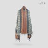 ผ้าคลุมไหล่มัดหมี่ย้อมคราม/ สีธรรมชาติ 004
