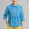 เสื้อเชิ้ตคอบัว ตีเกล็ดอก ผ้าคราม