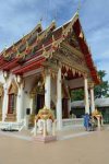 วัดอุดมรังสี: ศูนย์รวมจิตใจและศูนย์กลางชุมชนย่านหนองแขม