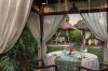 อยากได้ฟีลคาเฟ่ในห้องนั่งเล่น เริ่มจากเปลี่ยนม่านก่อนเลย