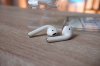 Airpods 1 สี White ราคาเพียง 1,590.- มีประกันร้าน 60 วัน