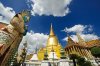 Hotel to Wat Phra Chetuphon