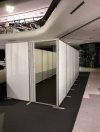 BOOTH / ROOM