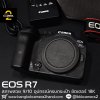 Canon EOS R7 body