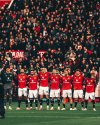 เสื้อ Manchester United 25/26 พร้อมลายเซ็นสดจาก นักเตะตัวหลัก 16 คน