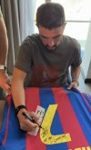 เสื้อ Barcelona Retro Signed by David Villa พร้อมข้อความพิเศษ