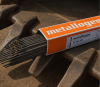 ลวดเชื่อมพอกผิวแข็ง Metallogen E 60 Kb    DIN 8555: E 6 – UM – 55 – PS,  EN 14700: E Fe 8