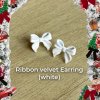 RIBBON EARRING STUD (WHITE)