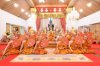 19 précepteurs étrangers, lot 57, sont venus rendre hommage à Somdet Phra Maha Theerachan et ont écouté le sermon. 19 précepteurs étrangers, lot 57, sont venus rendre hommage à Somdet Phra Maha Theerachan et ont écouté le sermon.