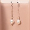 valen-edge-pearl-earring