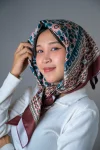 ผ้าคลุมศีรษะลายทวารวดี Dvaravati Patterned Headscarf