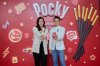 ไทยกูลิโกะ ฉลองครบรอบ 60 ปีของ “ป๊อกกี้” เปิดตัวแคมเปญ ‘Connect with a Smile’ พลิกโฉมแพ็กเกจใหม่ พร้อมอัปเกรดรสช็อกโกแลตให้เข้มข้นและกรอบยิ่งขึ้น ไทยกูลิโกะ ฉลองครบรอบ 60 ปีของ “ป๊อกกี้” เปิดตัวแคมเปญ ‘Connect with a Smile’ พลิกโฉมแพ็กเกจใหม่ พร้อมอัปเกรดรสช็อกโกแลตให้เข้มข้นและกรอบยิ่งขึ้น