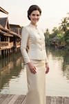 ชุดไทยอมรินทร์ สีครีม (TA 028)