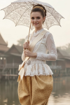 ชุดไทยรัชกาลที่ 5 สีงาช้างทอง (TRF 008)