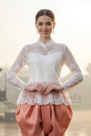 ชุดไทยรัชกาลที่ 5 สีงาช้างพีช (TRF 005)