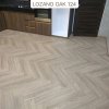 124-H | LT by COTTO กระเบื้องยางลายก้างปลา สี LOZANO OAK หนา 4.0 มม. รุ่น Herringbone