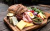 Ploughman's Lunch (พลาวแมนส์ ลันช์) Ploughman's Lunch (พลาวแมนส์ ลันช์)