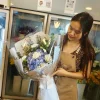 ช่อไฮเดรนเยียสีฟ้า