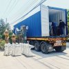 將機器發送給新加坡的客戶。