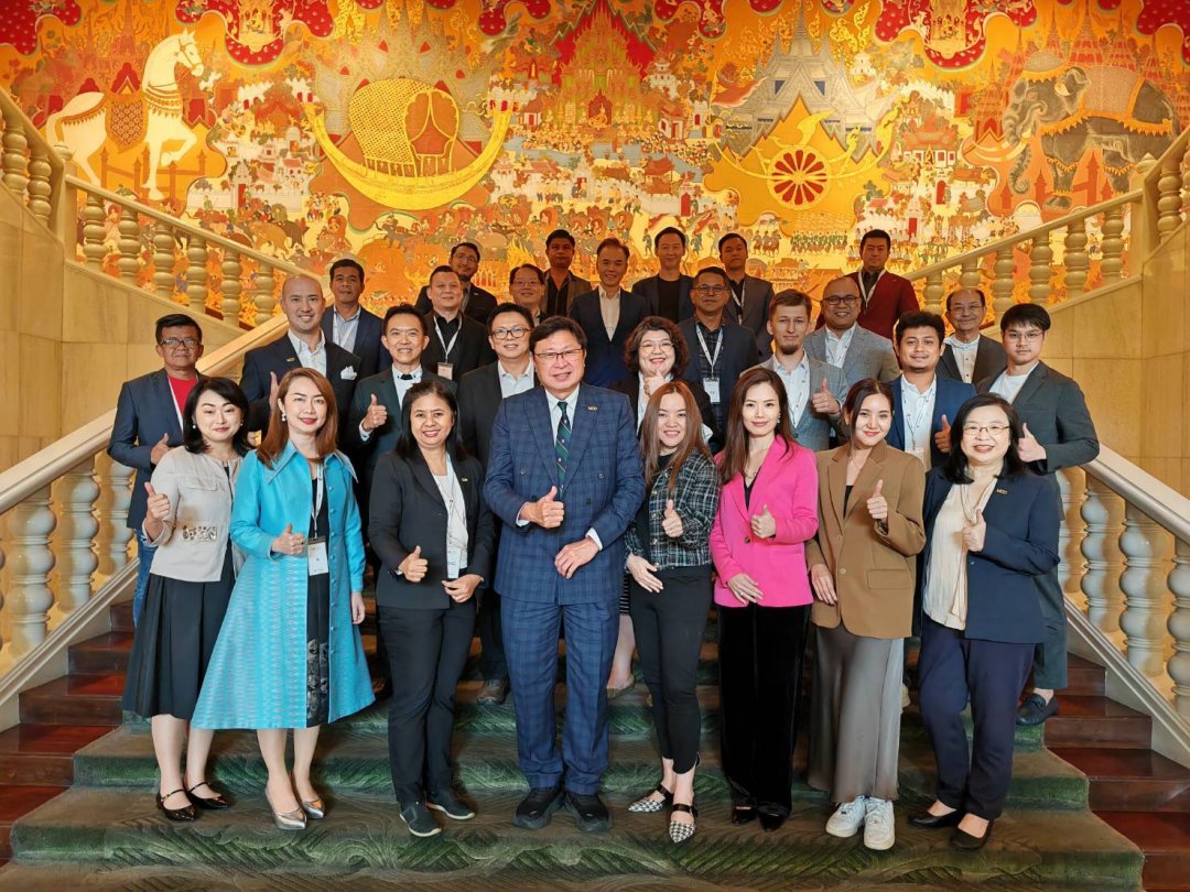 VI Group จบหลักสูตรครบทีม VI Group ส่งผู้บริหารเข้าร่วมอบรมหลักสูตร ...
